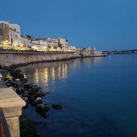 شقة Ortigia Porta Del Mare سيراكوزا المظهر الخارجي الصورة